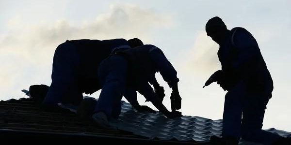 How to Save Money on Roof Replacement & Installing Costs