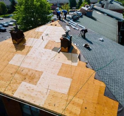 How Roof Replacement Improves Storm Resilience in Stuart