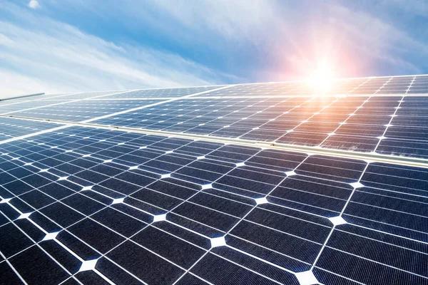 How to Become a Certified Solar Installer